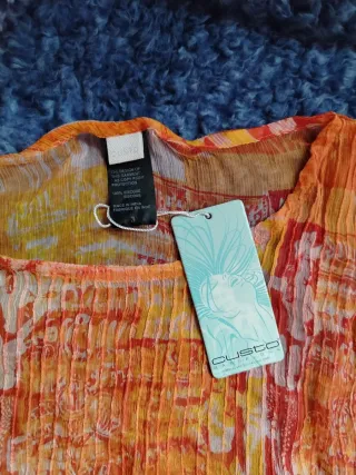 Blusa Custo Barcelona Talla S Estampada sin manqga