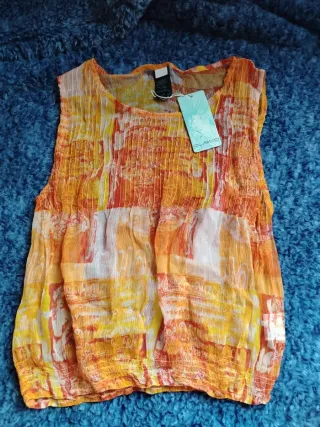 Blusa Custo Barcelona Talla S Estampada sin manqga