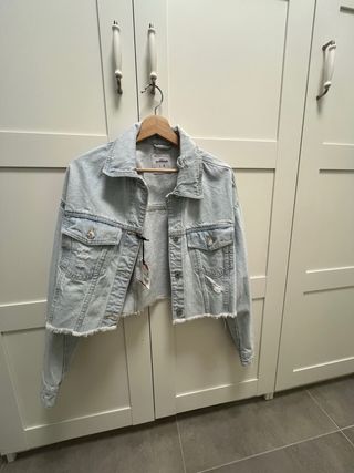 Cazadora tejana desgastada