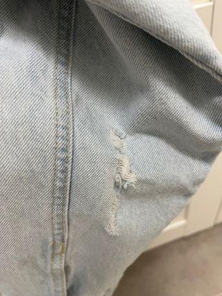 Cazadora tejana desgastada