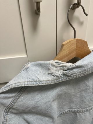 Cazadora tejana desgastada