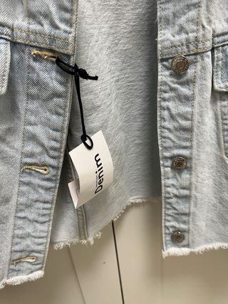 Cazadora tejana desgastada