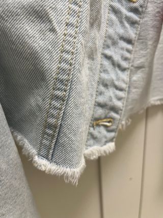 Cazadora tejana desgastada