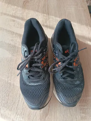 Zapatillas ASICS Running Negro Naranja