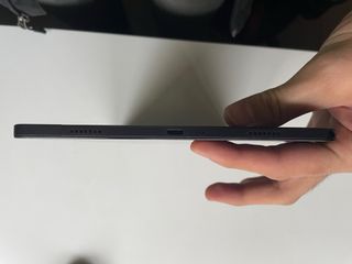 Tablet Samsung Negra con Funda y Teclado