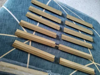 Pomos y Tiradores de madera dorados