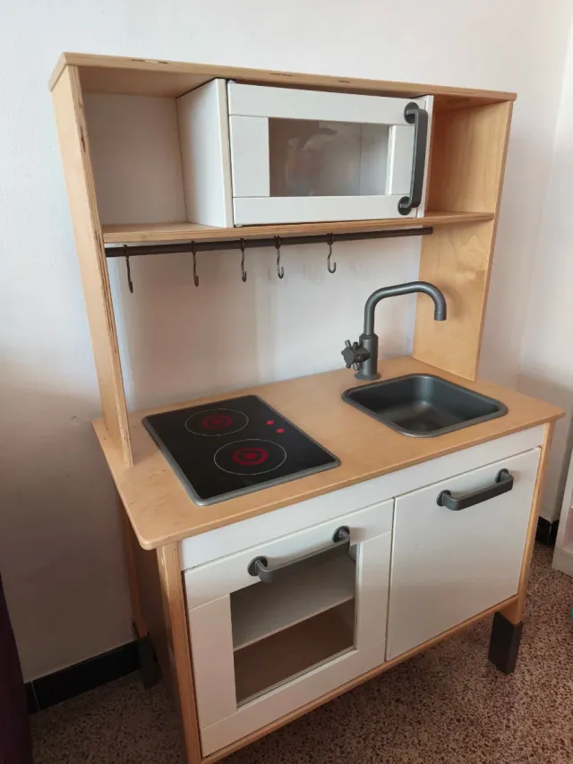 Cocinita infantil de madera ikea