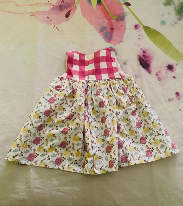 Vestidos y conjuntos niña