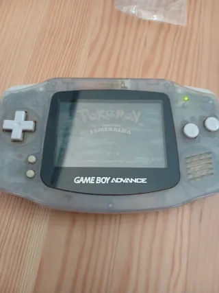 Game Boy Advance Transparente Gris