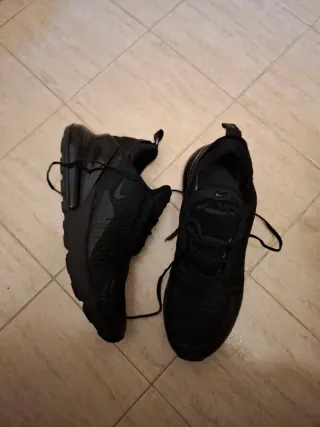 Scarpe Nike Air Max 270