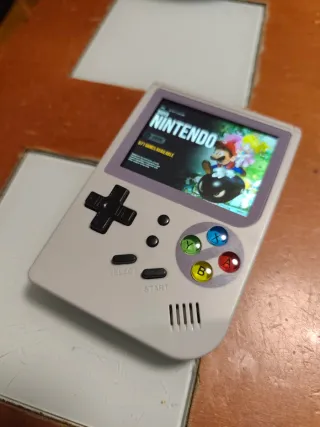 Consola Retro Portátil Pokémon Verde Hoja