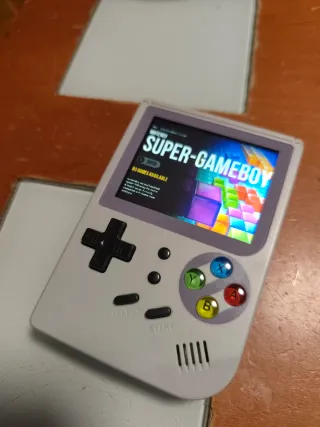 Consola Retro Portátil Pokémon Verde Hoja