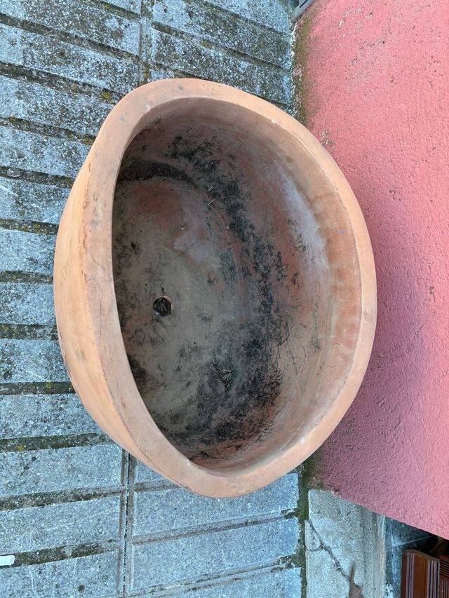 Maceta terracota antigua