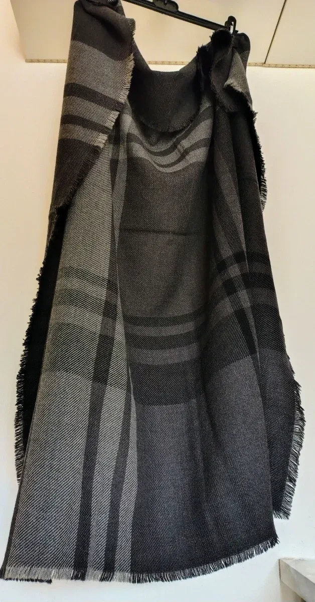 Sciarpa/scialle in pura lana