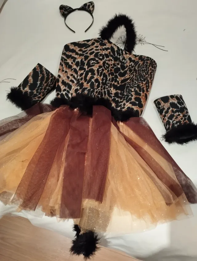 Disfraz de león/cebra para niña