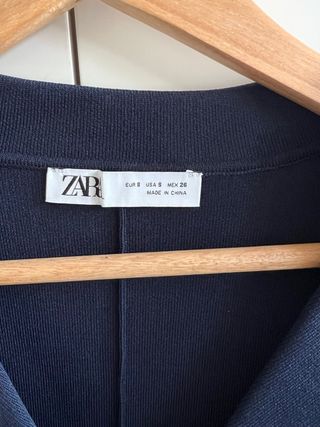 Chaqueta Zara Botón Joya Azul