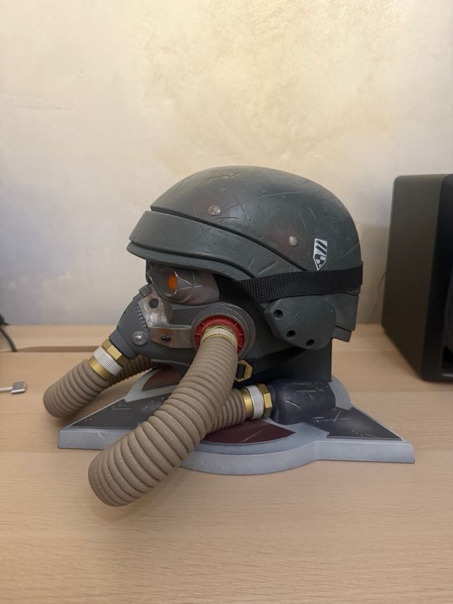 Killzone 2 Hellghast Helmet Replica