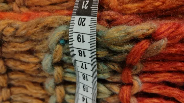 Bufanda lana suave con colores tierra