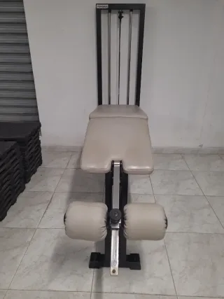 Máquina de gimnasio multifunción