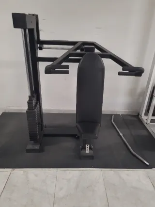 Máquina de gimnasio multifunción