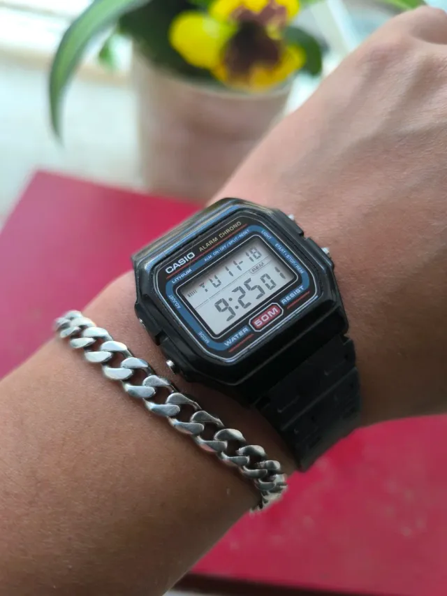 Reloj Casio Vintage W-71 (549)