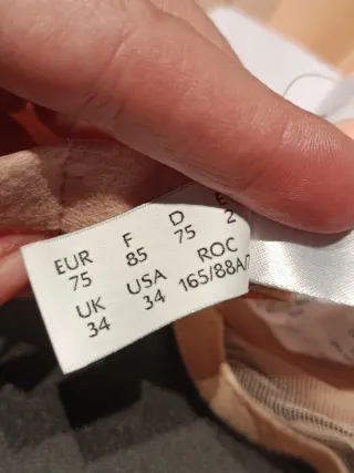 Sujetador LA PERLA SEDA 85B NUEVO