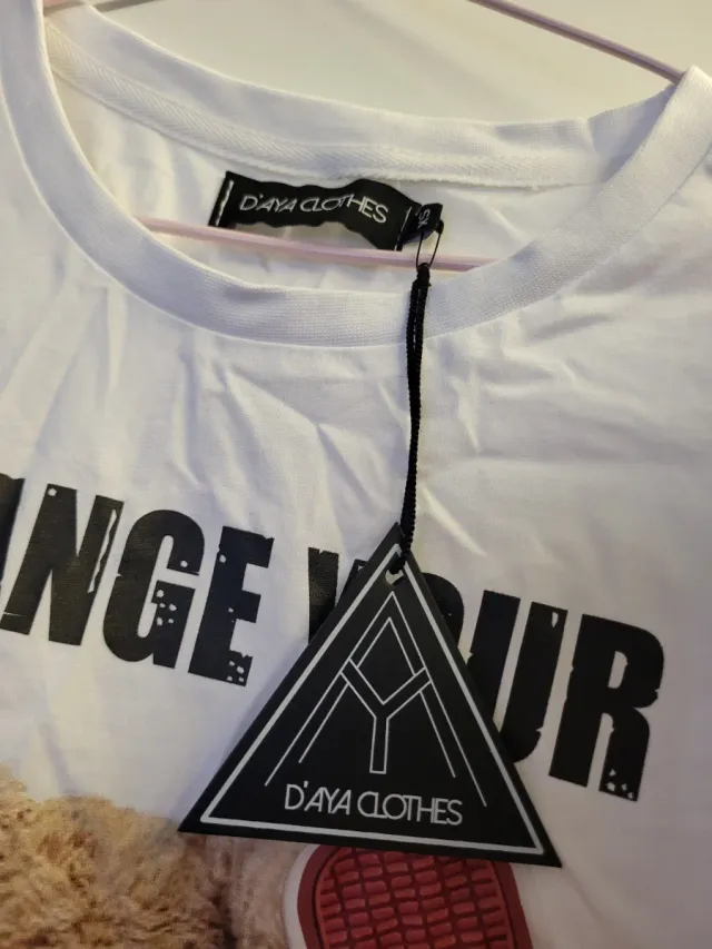 Camiseta D'aya Clothes Oso Change Your Perspective