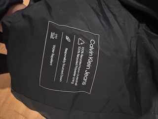 Abrigo plumífero largo Calvin Klein negro