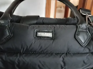 Borsa Woolrich imbottita nera