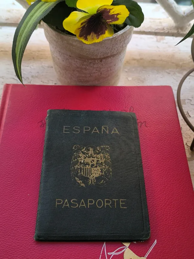 Pasaporte Español Antiguo - 1923