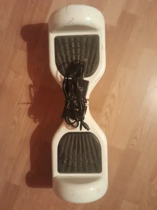 Hoverboard blanco con cargador