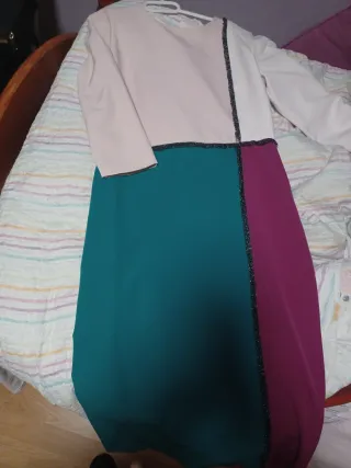 Traje hecho a medida color block