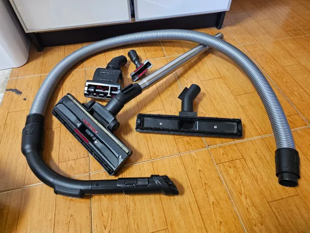 Aspiradora Rowenta Compact Power