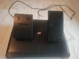 Volante F1 PS4 + Juego F1 2023