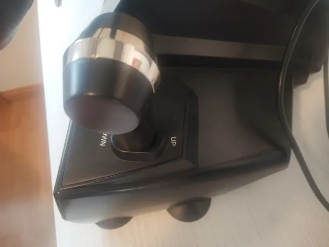 Volante F1 PS4 + Juego F1 2023