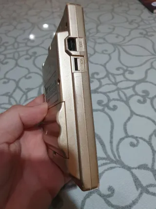 Nintendo Game Boy Light Dorada