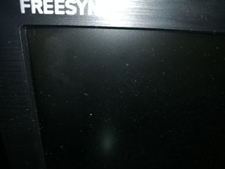 Pantalla Gaming AOC Negra y Roja