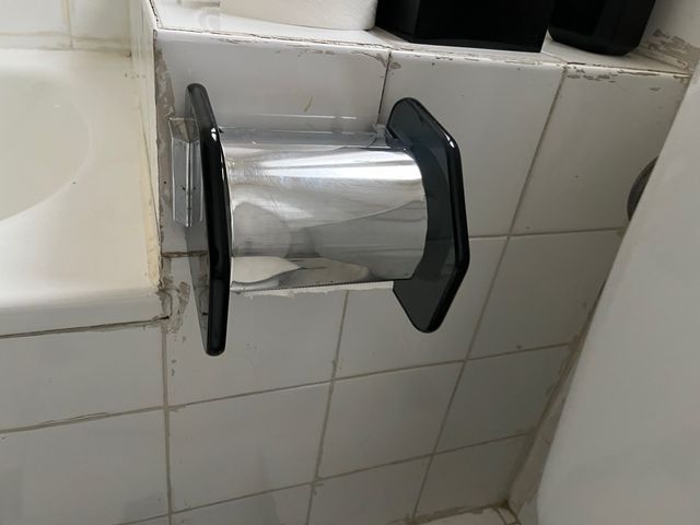 Portarrollos Papel Higiénico Negro y Plateado