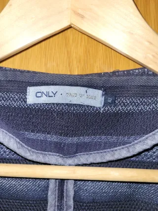 Blazer Only azul y gris con cremalleras