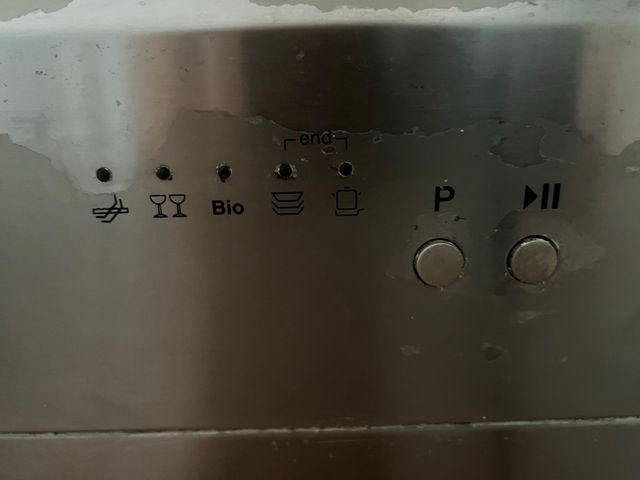 Lavavajillas SMEG interior nuevo antical Hoy 75€