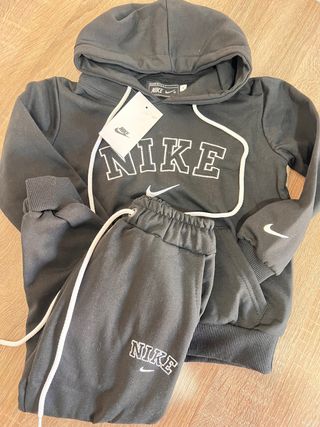 Chándal Nike Negro Niñ@ Talla M