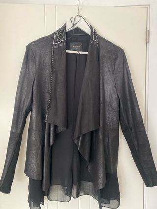 Chaqueta Desigual tachuelas negra T.M