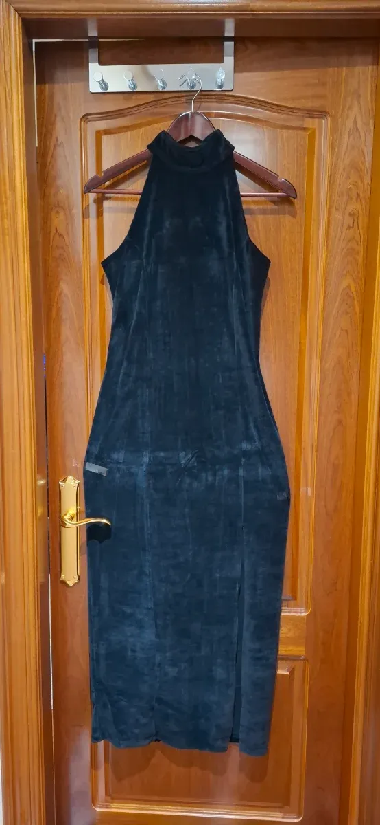 Vestido largo terciopelo negro con bolero