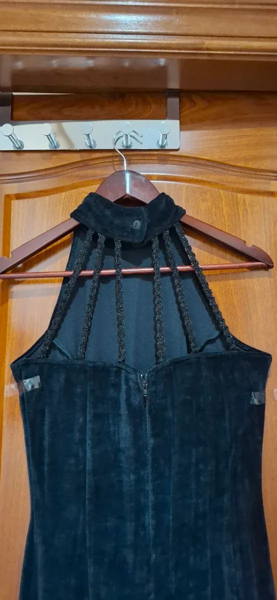 Vestido largo terciopelo negro con bolero