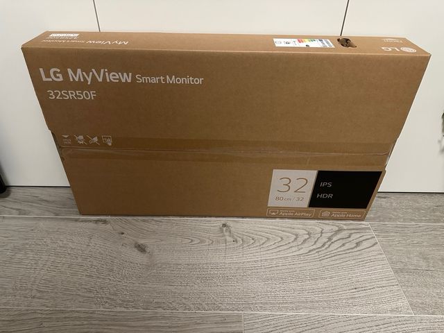 LG Smart Monitor 32" + Soporte Suelo (StanbyME)