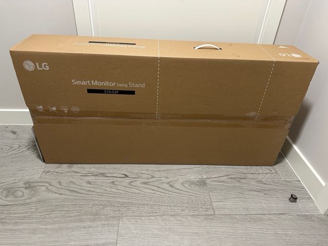 LG Smart Monitor 32" + Soporte Suelo (StanbyME)