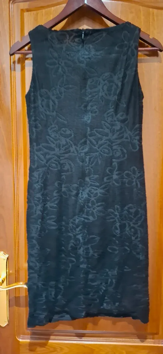 Vestido negro midi floral