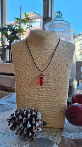 Colgante Punta de Vidrio Rojo
