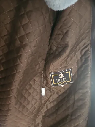 Cazadora de piel mujer burdeos