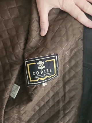 Cazadora de piel mujer burdeos